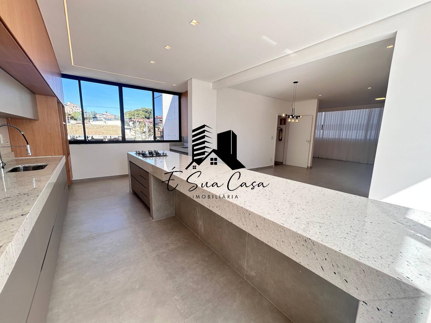 Apartamento para alugar com 3 quartos, 225m² - Foto 7