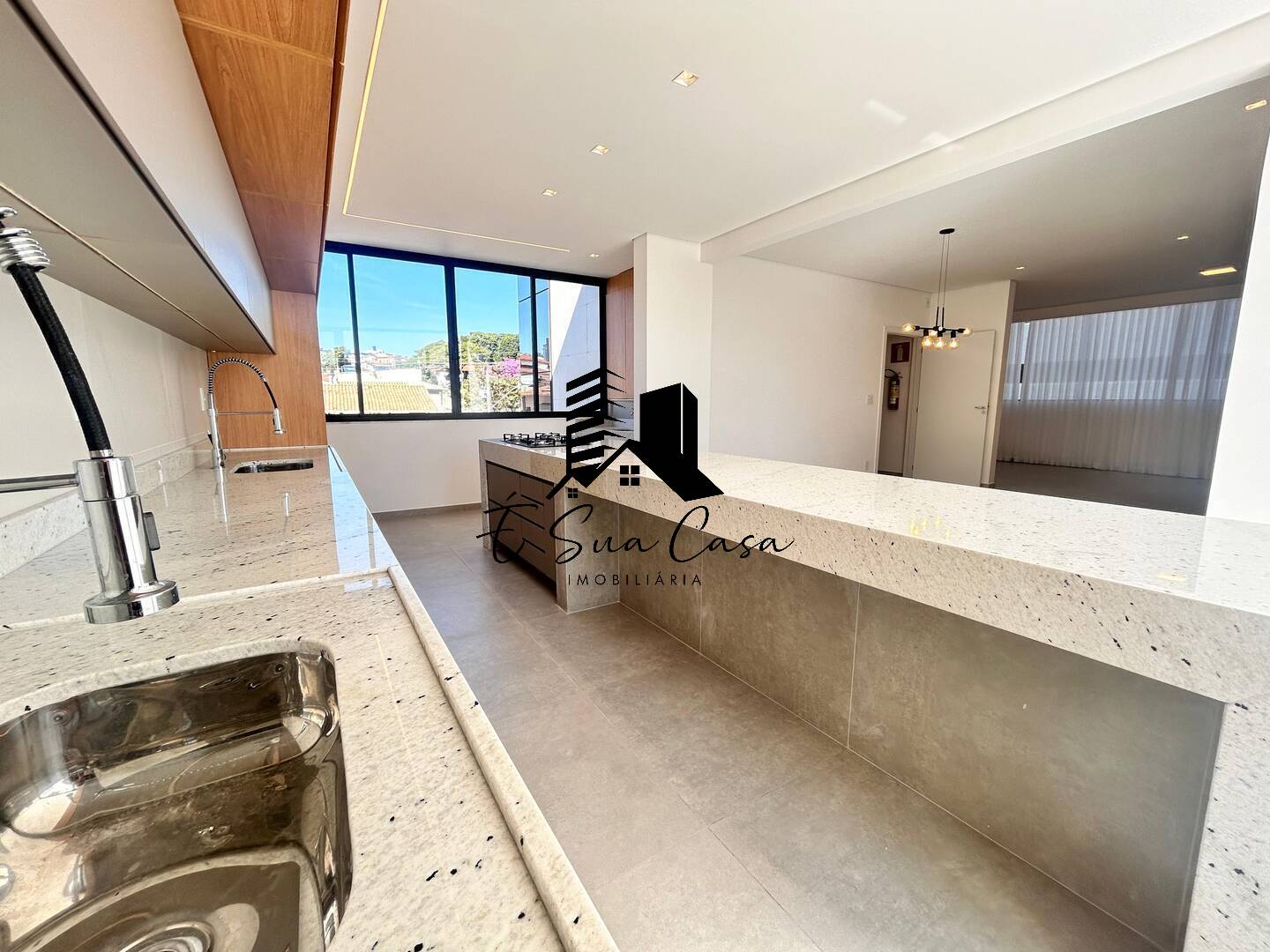Apartamento para alugar com 3 quartos, 225m² - Foto 9