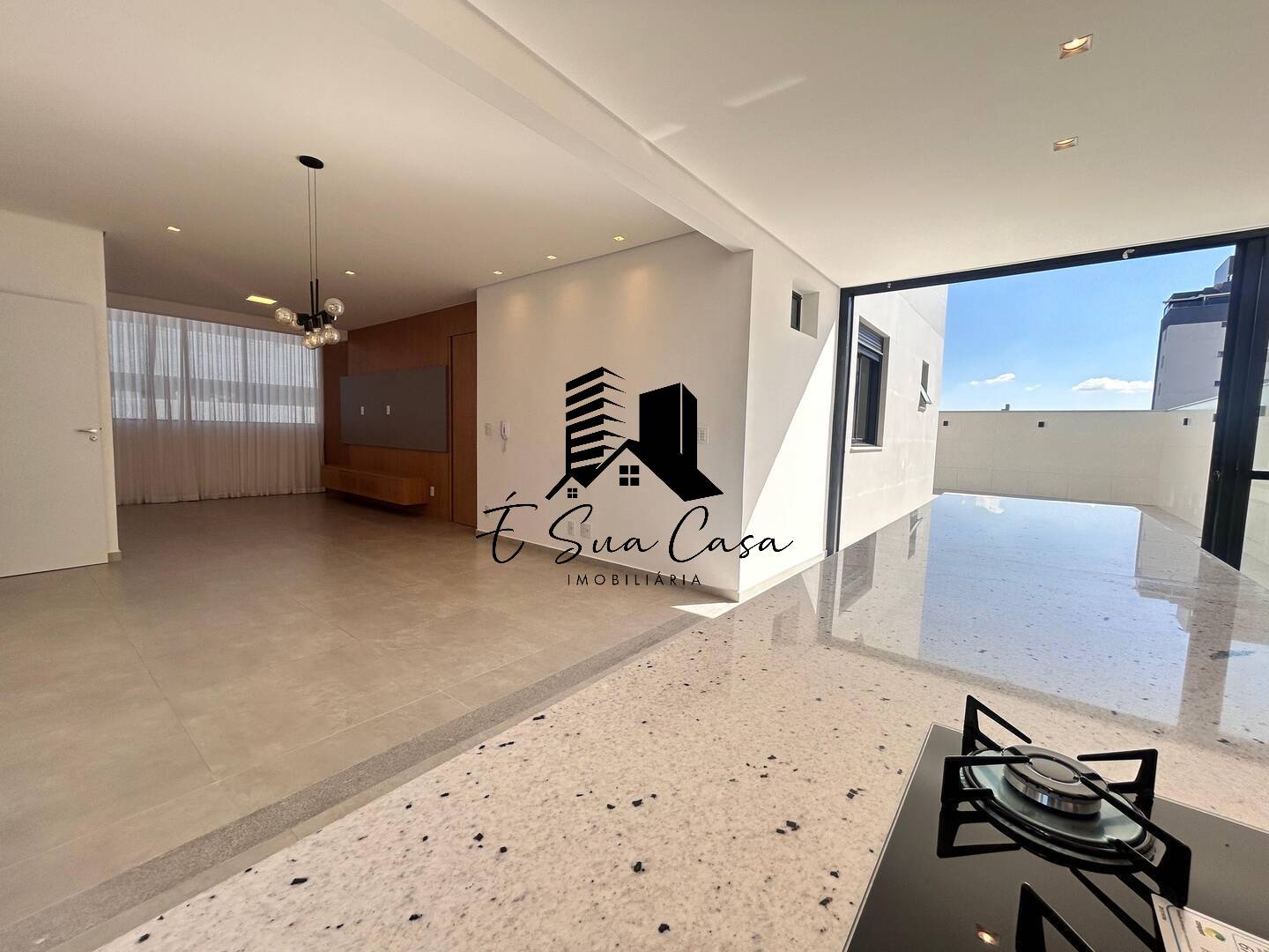 Apartamento para alugar com 3 quartos, 225m² - Foto 11