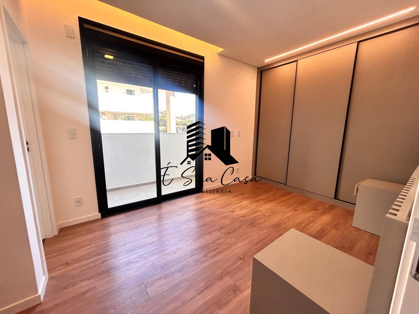 Apartamento para alugar com 3 quartos, 225m² - Foto 15