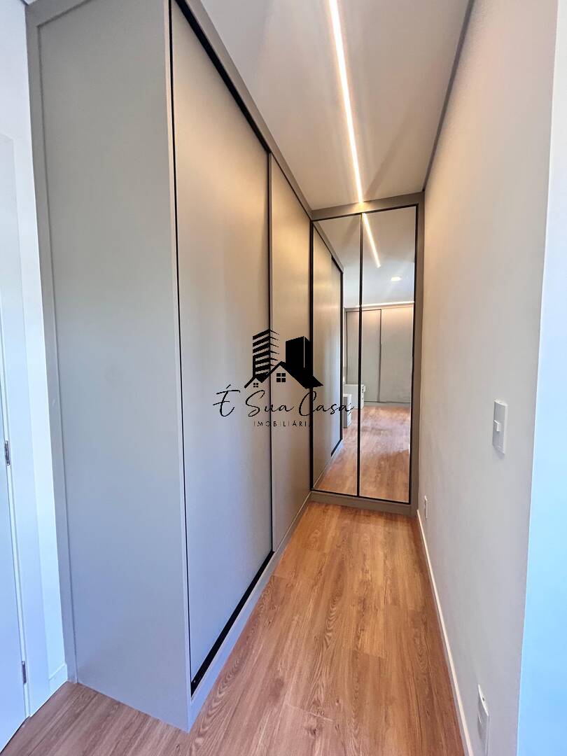 Apartamento para alugar com 3 quartos, 225m² - Foto 17