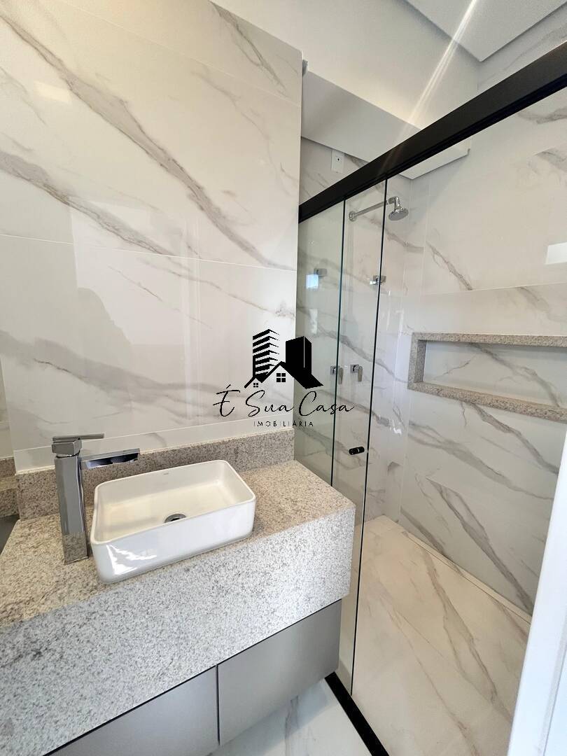 Apartamento para alugar com 3 quartos, 225m² - Foto 23
