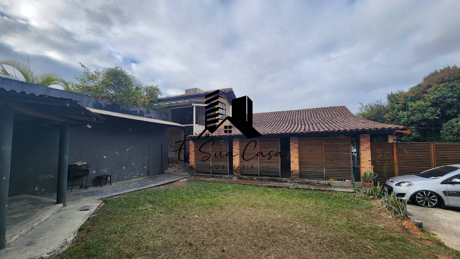 Casa à venda com 2 quartos, 2000m² - Foto 4