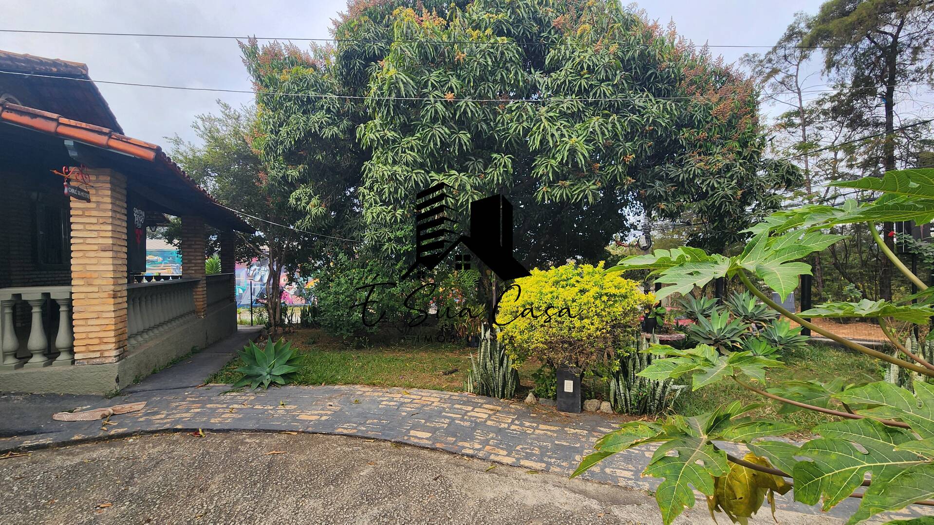 Casa à venda com 2 quartos, 2000m² - Foto 2