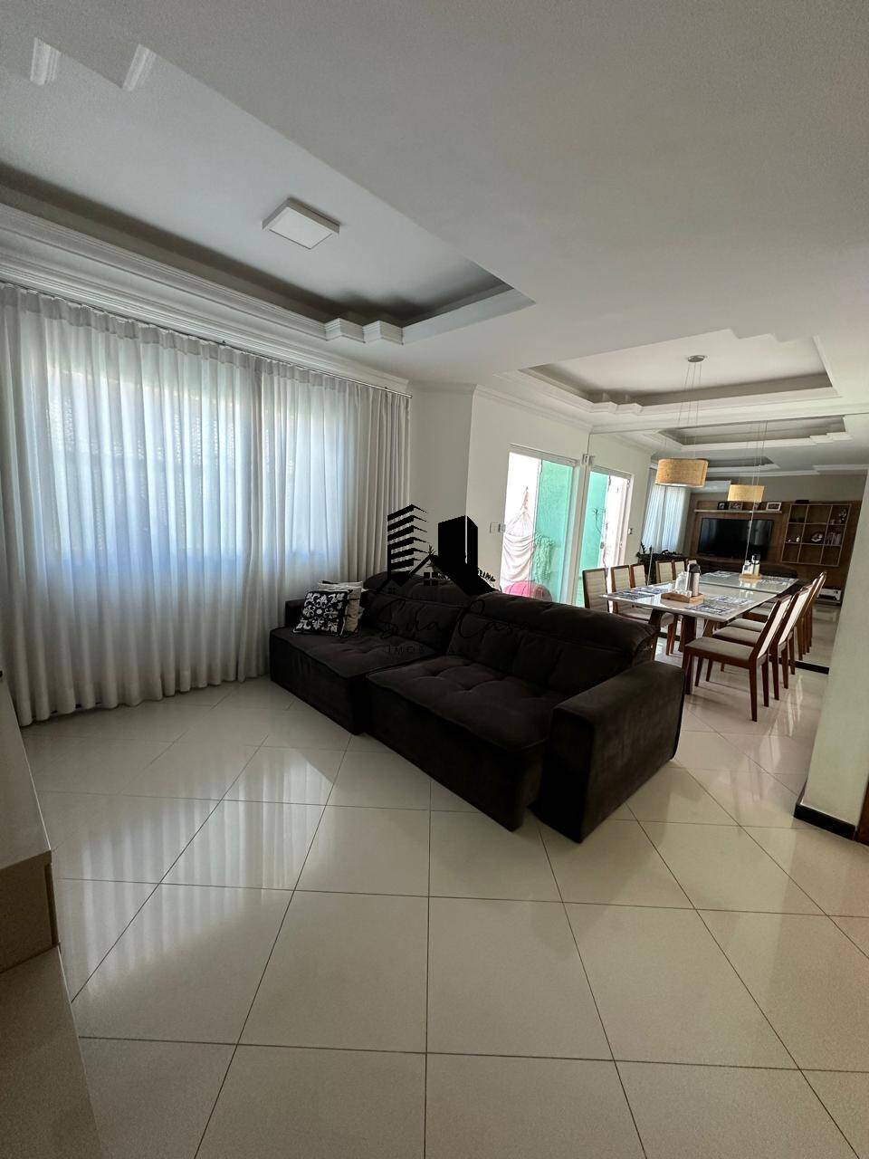 Casa à venda com 3 quartos, 141m² - Foto 5