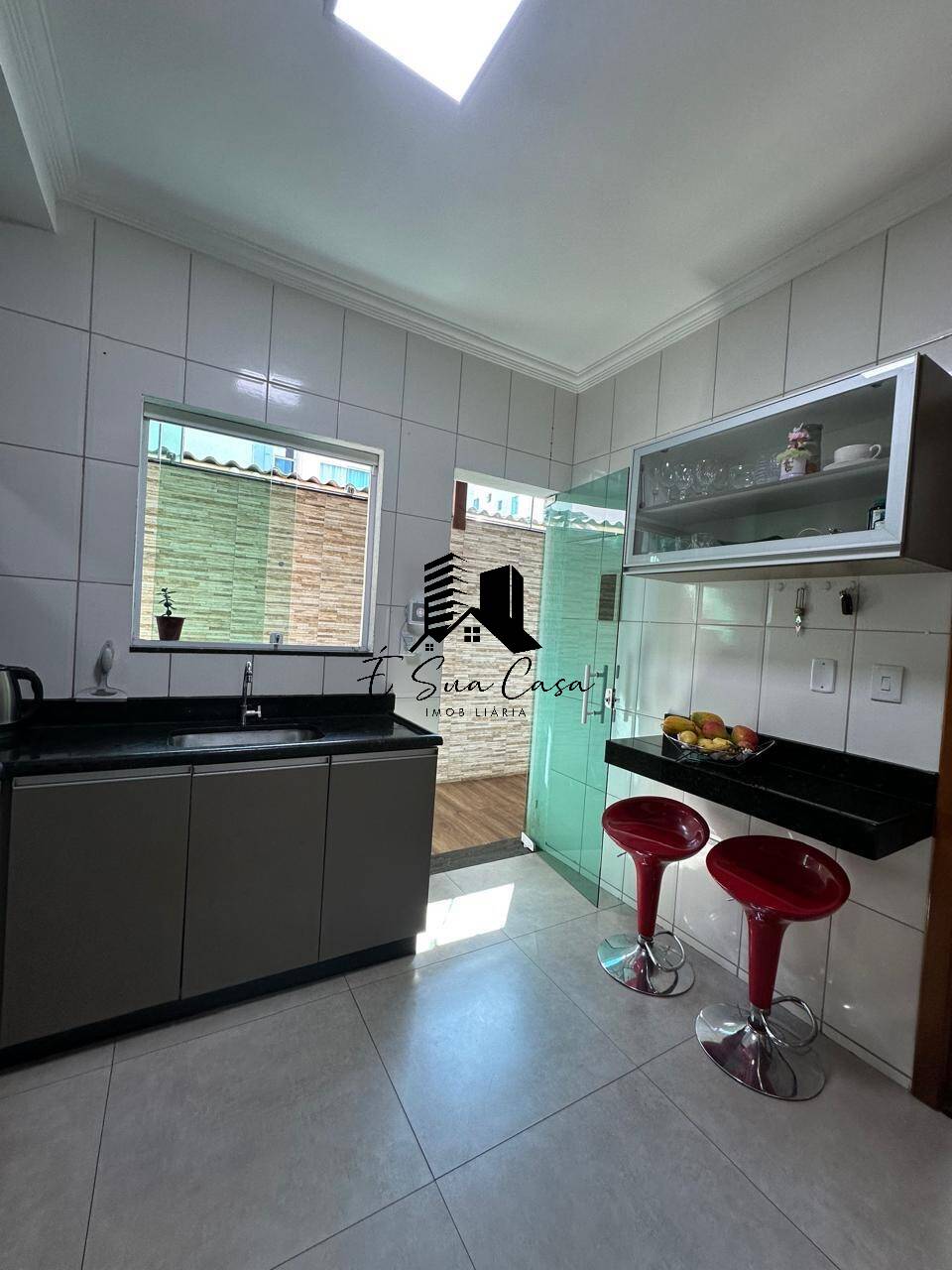 Casa à venda com 3 quartos, 141m² - Foto 9