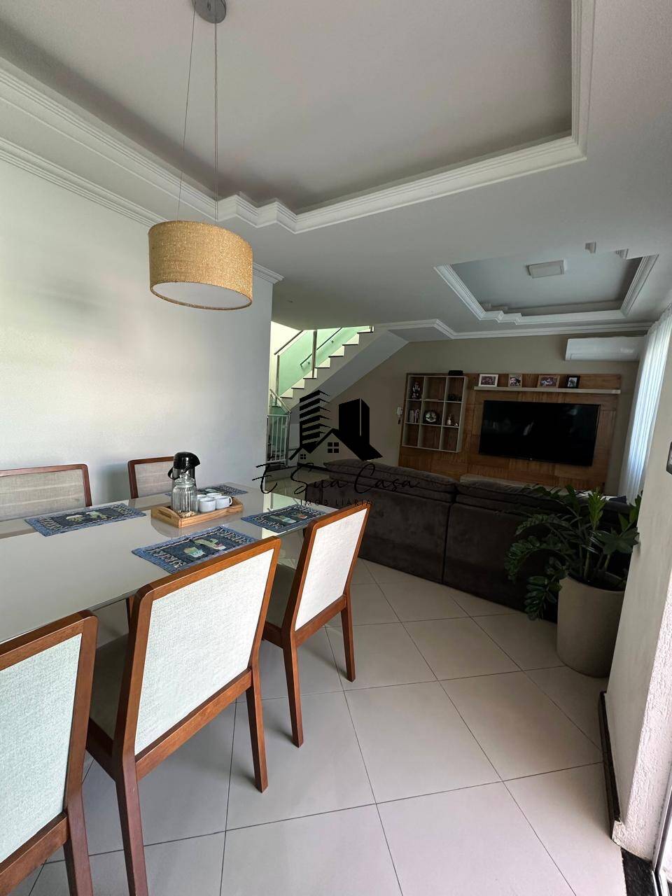 Casa à venda com 3 quartos, 141m² - Foto 4