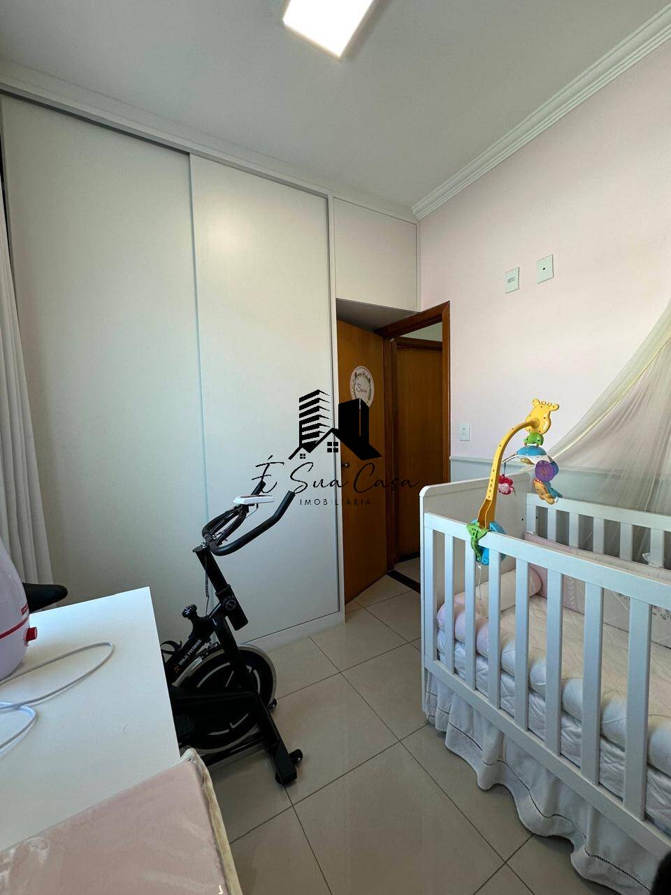 Casa à venda com 3 quartos, 141m² - Foto 14
