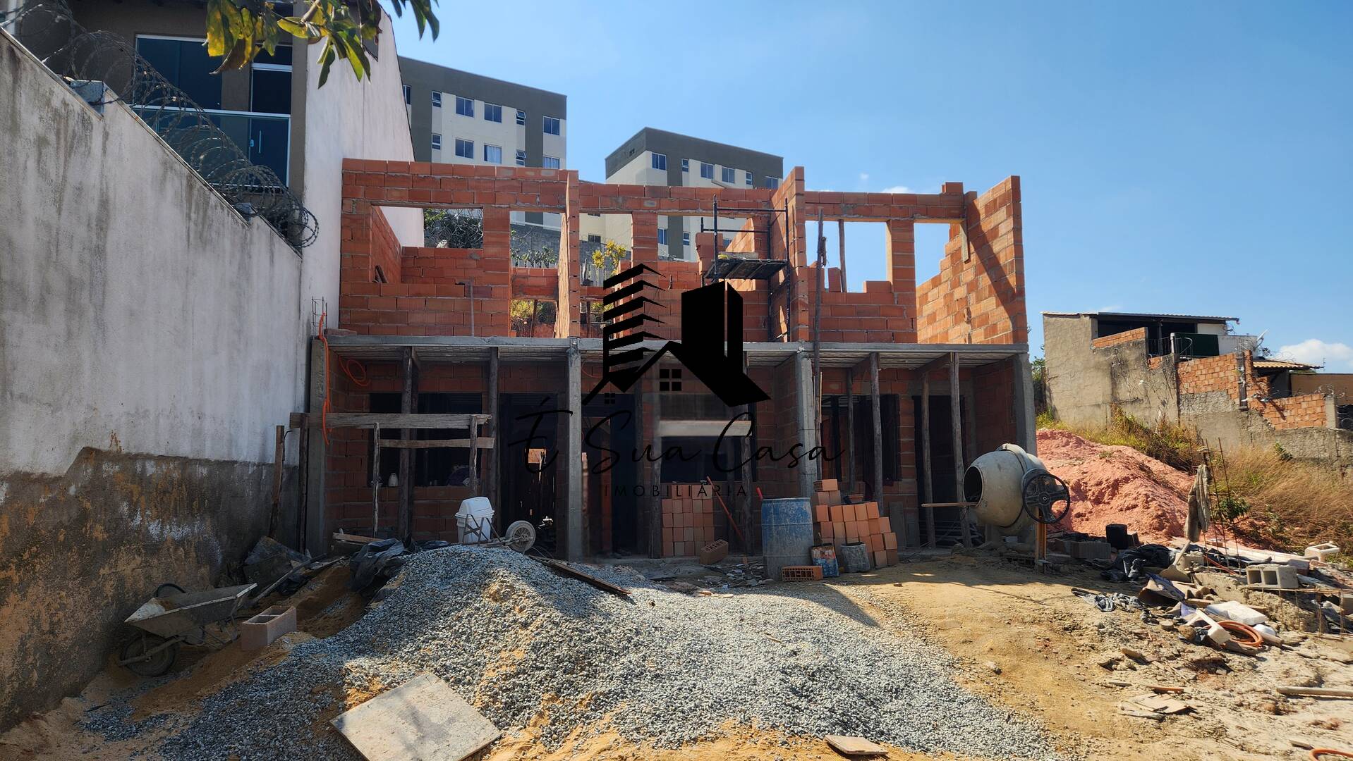 Casa à venda com 2 quartos, 122m² - Foto 3