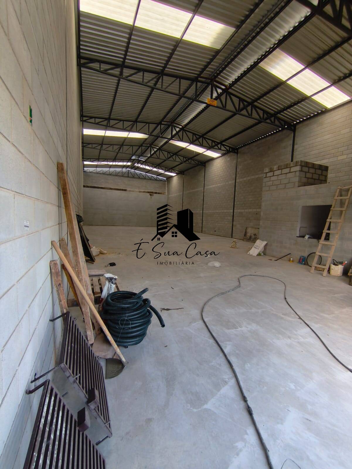 Depósito-Galpão-Armazém para alugar, 420m² - Foto 6