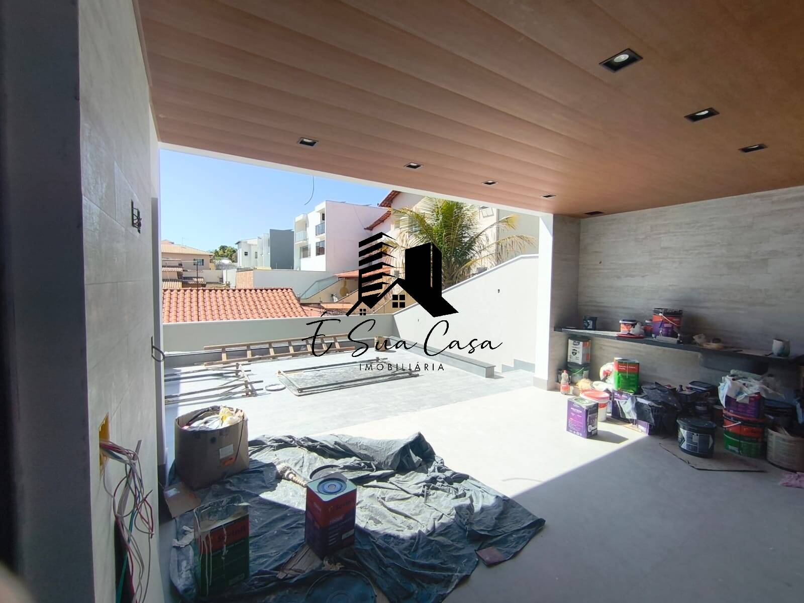 Casa à venda com 3 quartos, 210m² - Foto 6