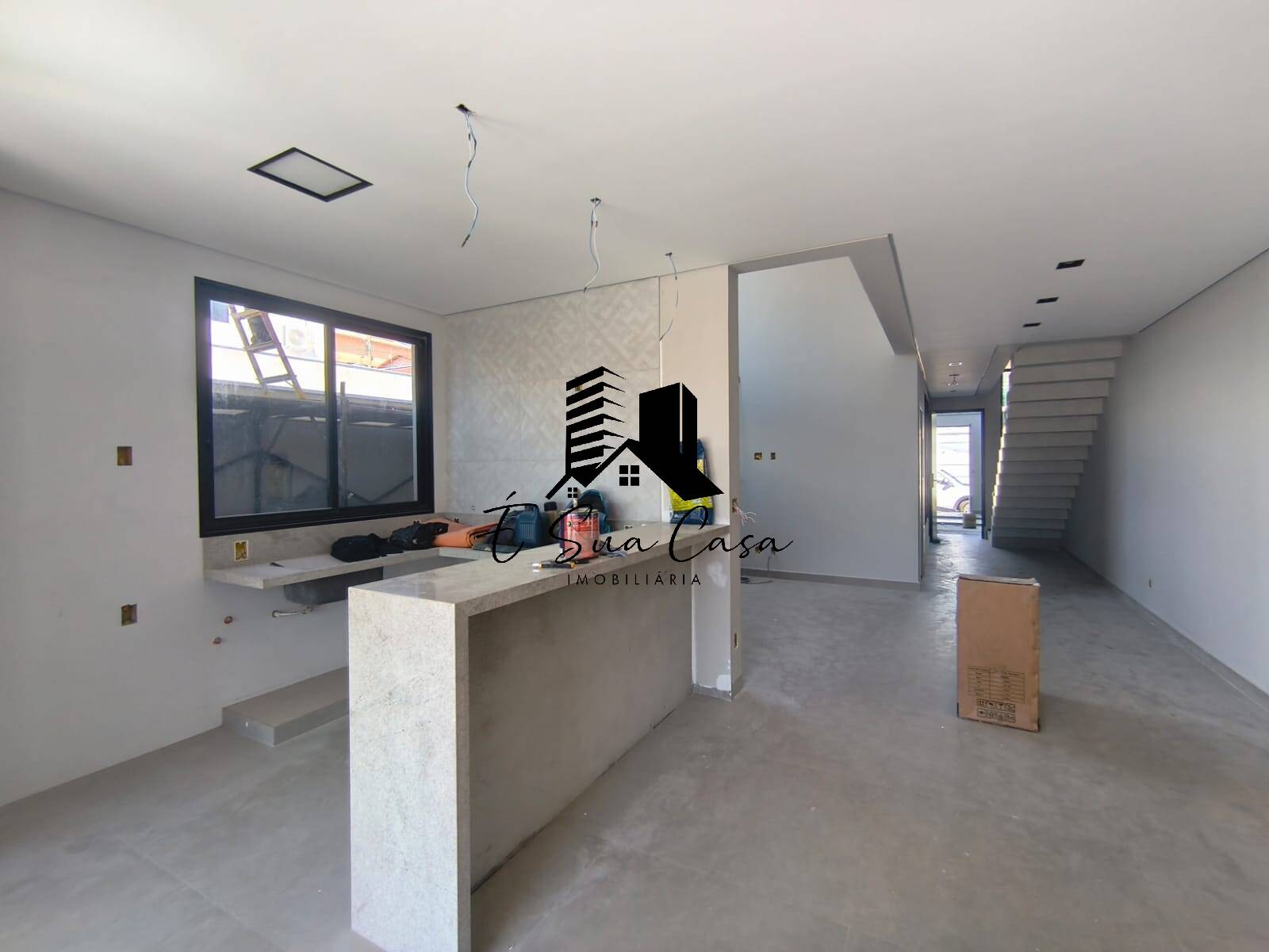 Casa à venda com 3 quartos, 210m² - Foto 5