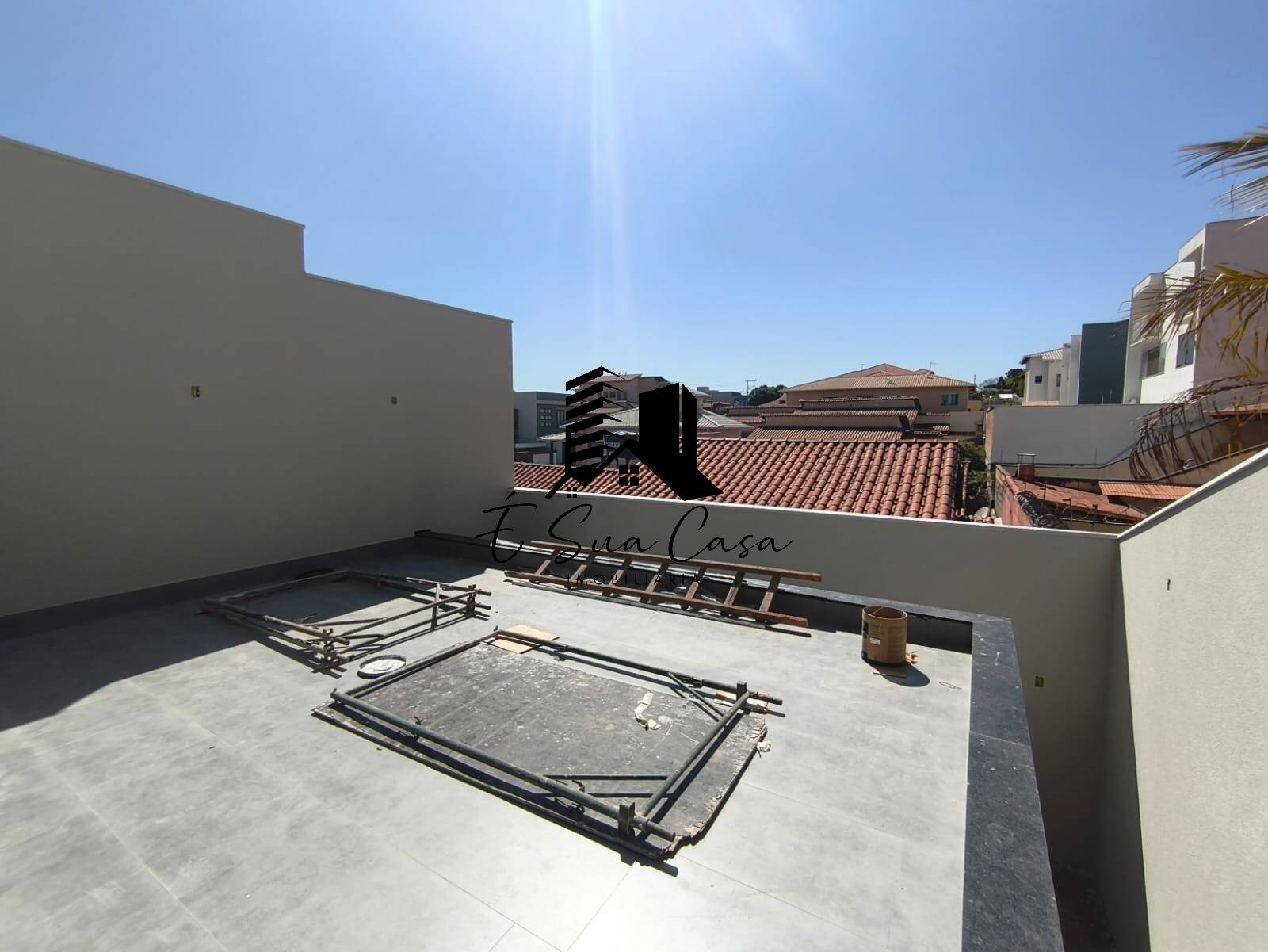 Casa à venda com 3 quartos, 210m² - Foto 20