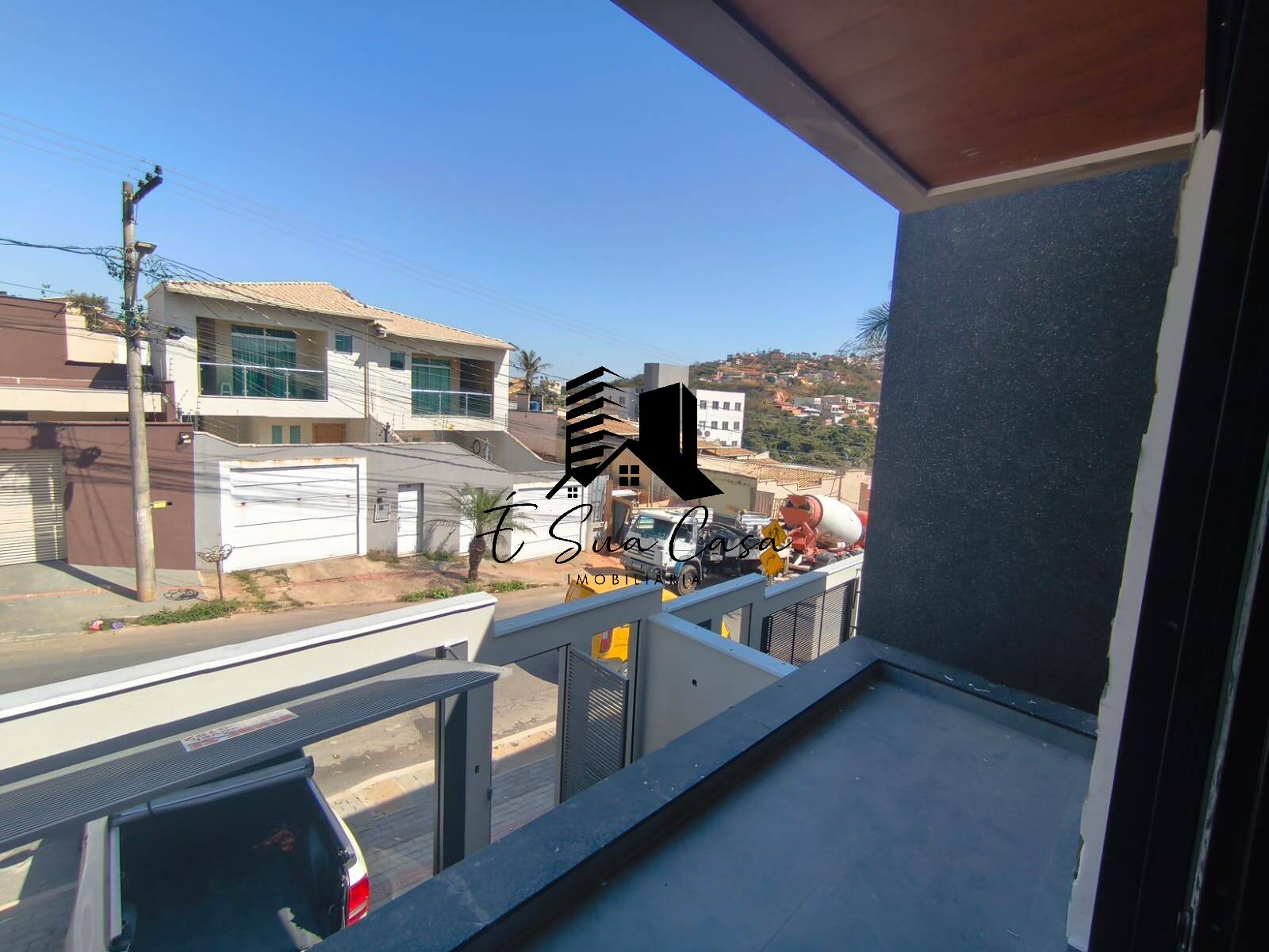 Casa à venda com 3 quartos, 210m² - Foto 7