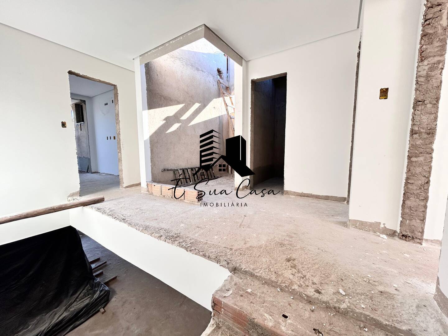 Casa à venda com 3 quartos, 230m² - Foto 12