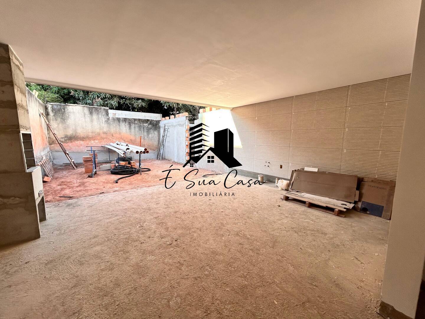 Casa à venda com 3 quartos, 230m² - Foto 35