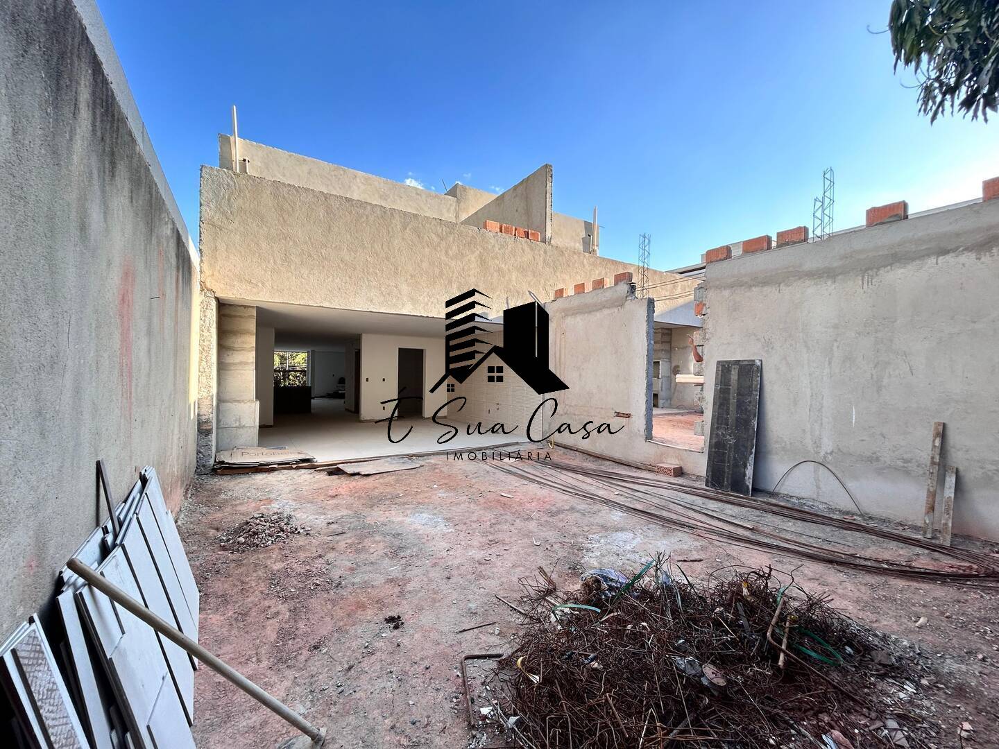 Casa à venda com 3 quartos, 230m² - Foto 37