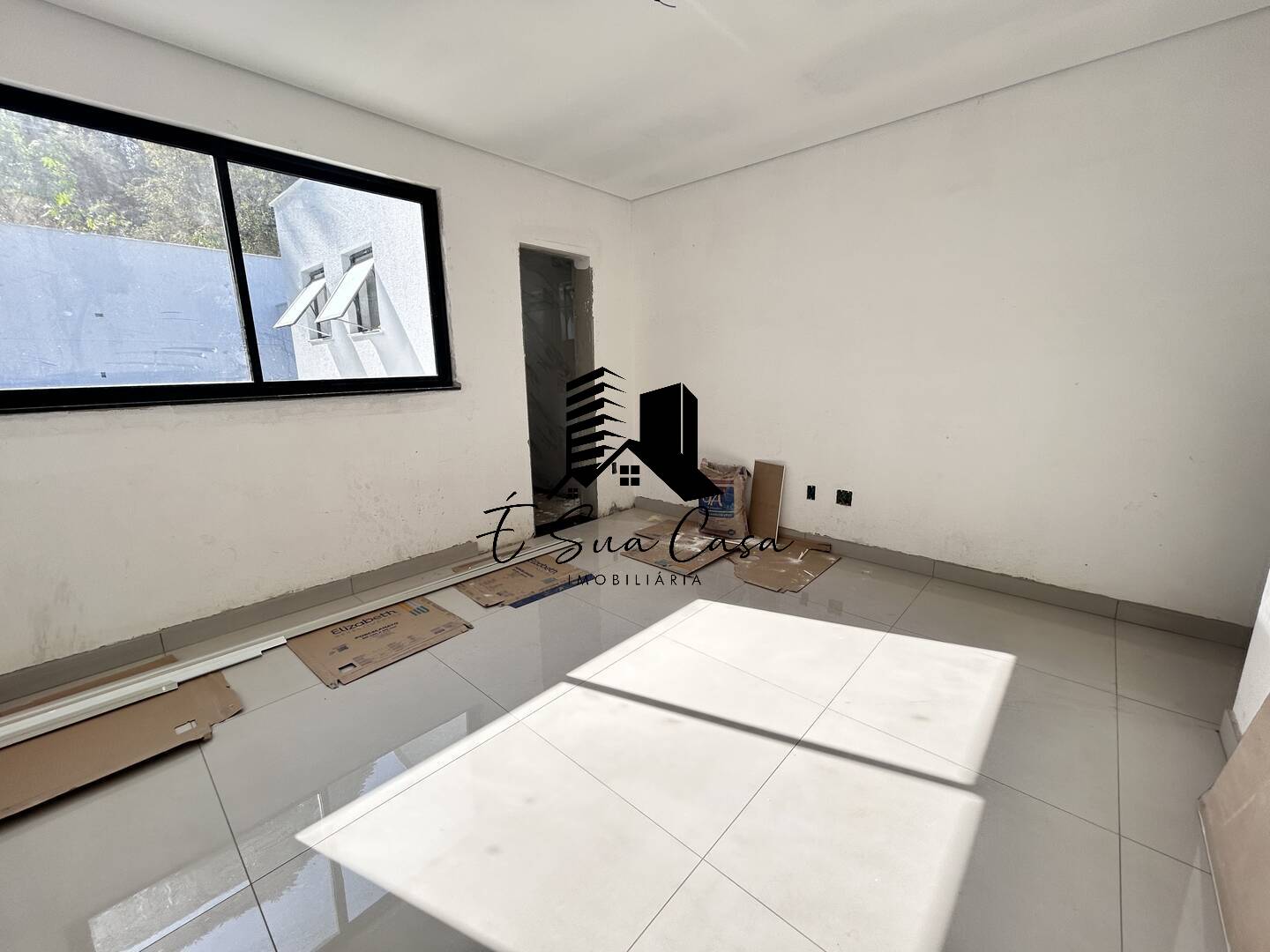 Casa à venda com 3 quartos, 116m² - Foto 24