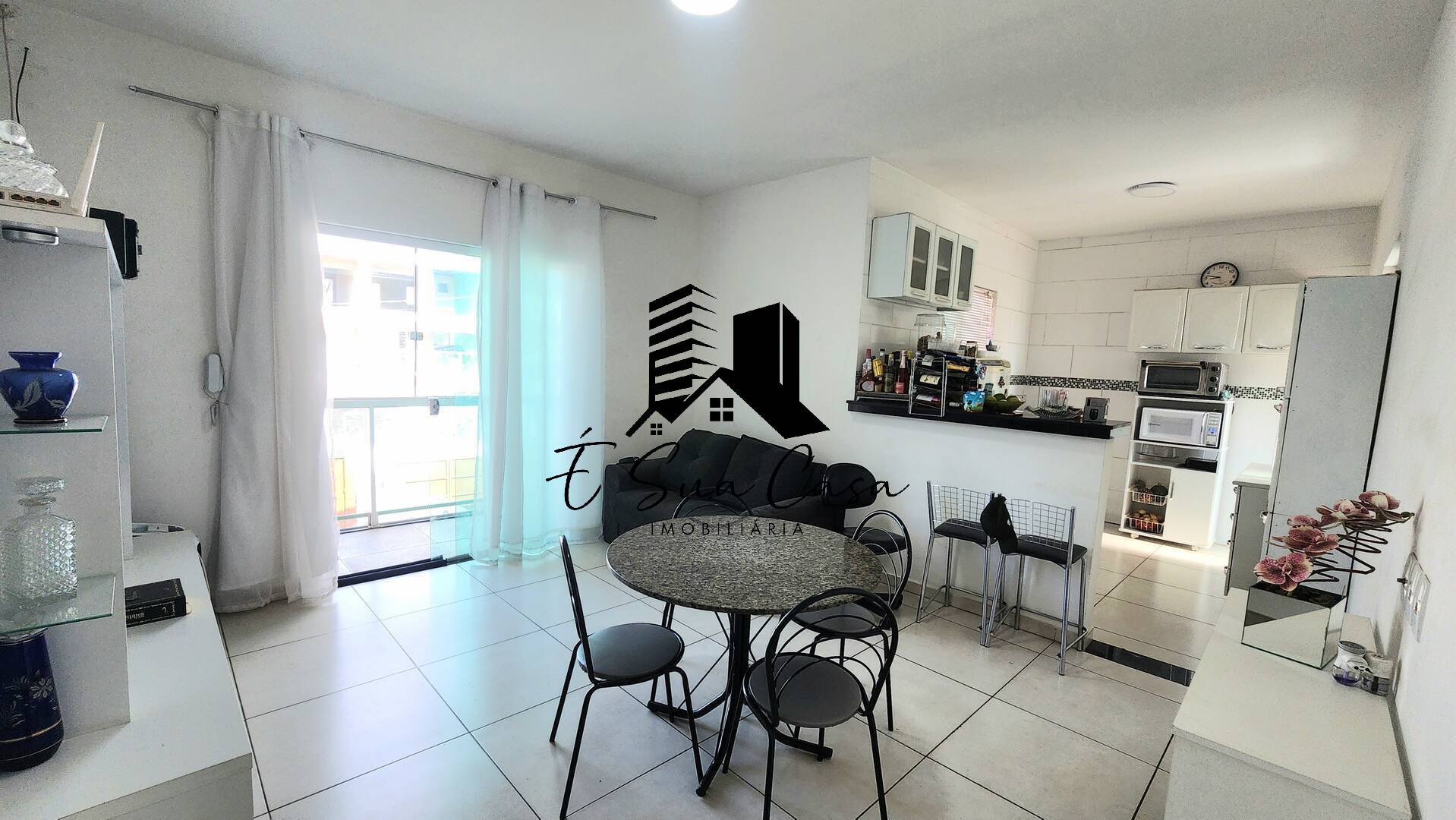 Casa à venda com 2 quartos, 105m² - Foto 3