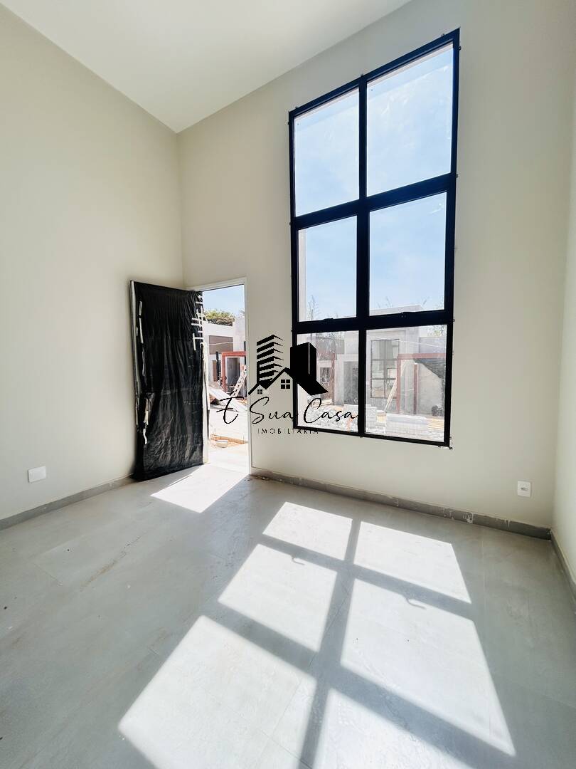 Casa à venda com 3 quartos, 88m² - Foto 4