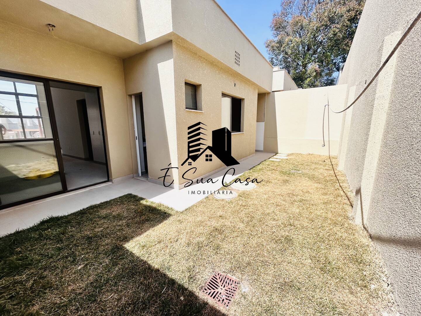 Casa à venda com 3 quartos, 88m² - Foto 12