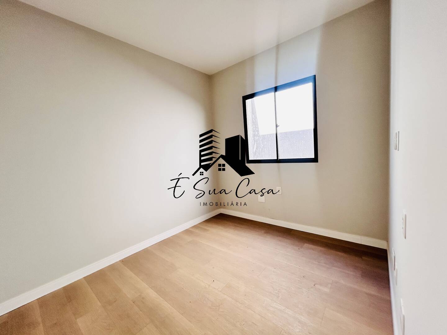 Casa à venda com 3 quartos, 88m² - Foto 25