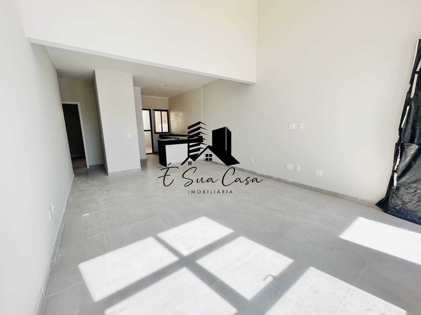 Casa à venda com 3 quartos, 88m² - Foto 26
