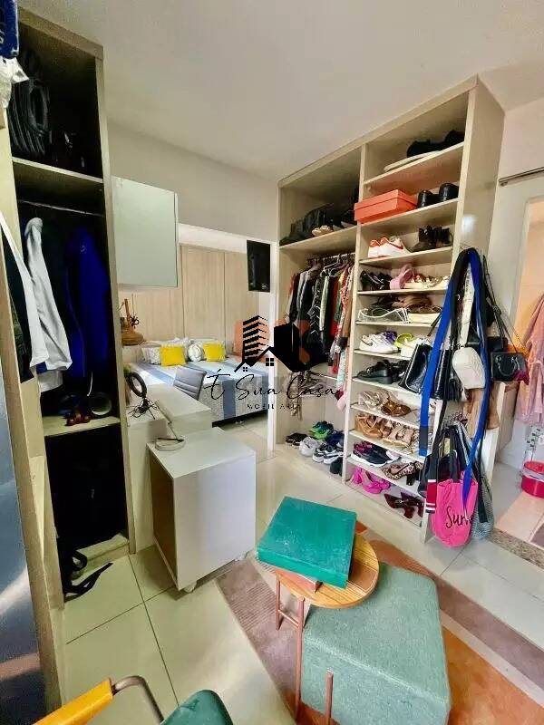 Casa à venda com 4 quartos, 156m² - Foto 6