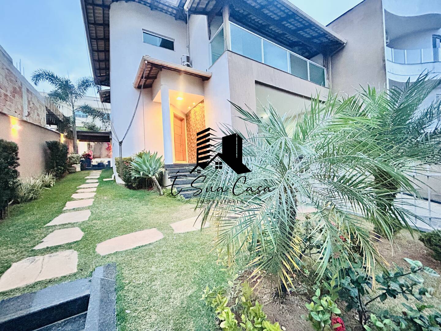 Casa, 4 quartos, 360 m² - Foto 1