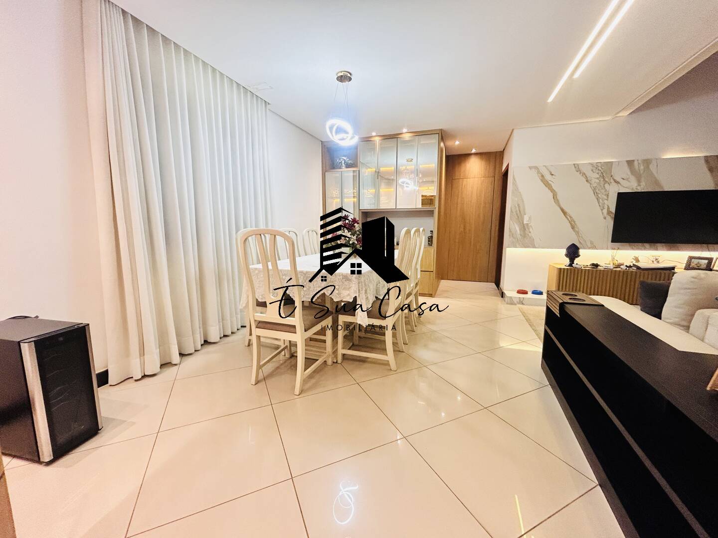 Casa, 4 quartos, 360 m² - Foto 9