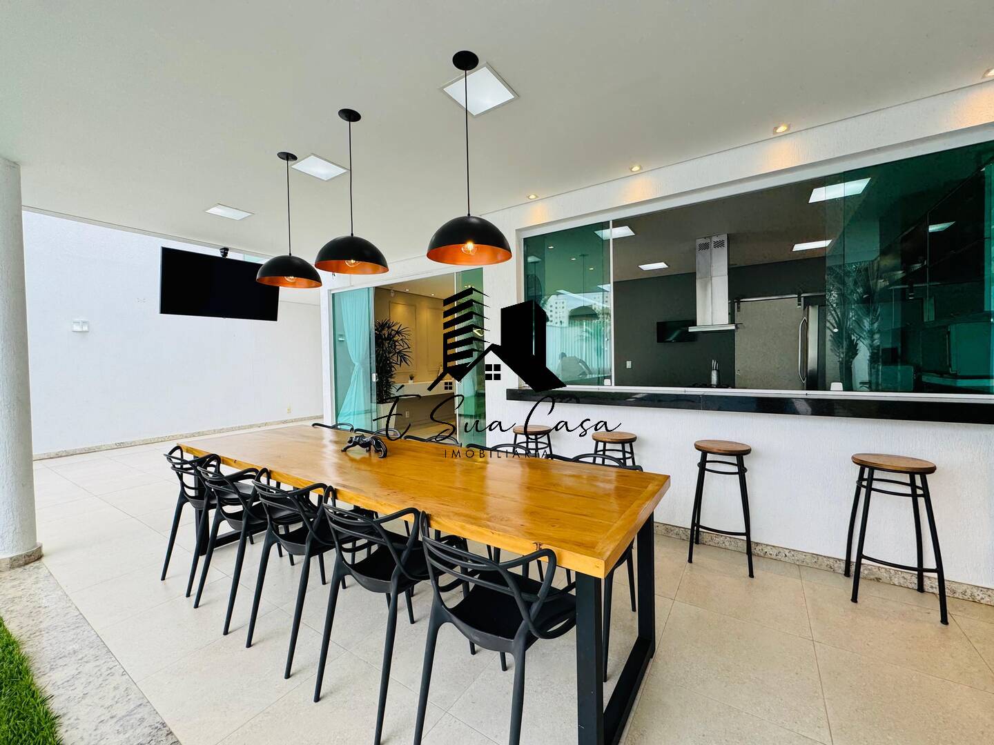 Casa à venda com 4 quartos, 360m² - Foto 16