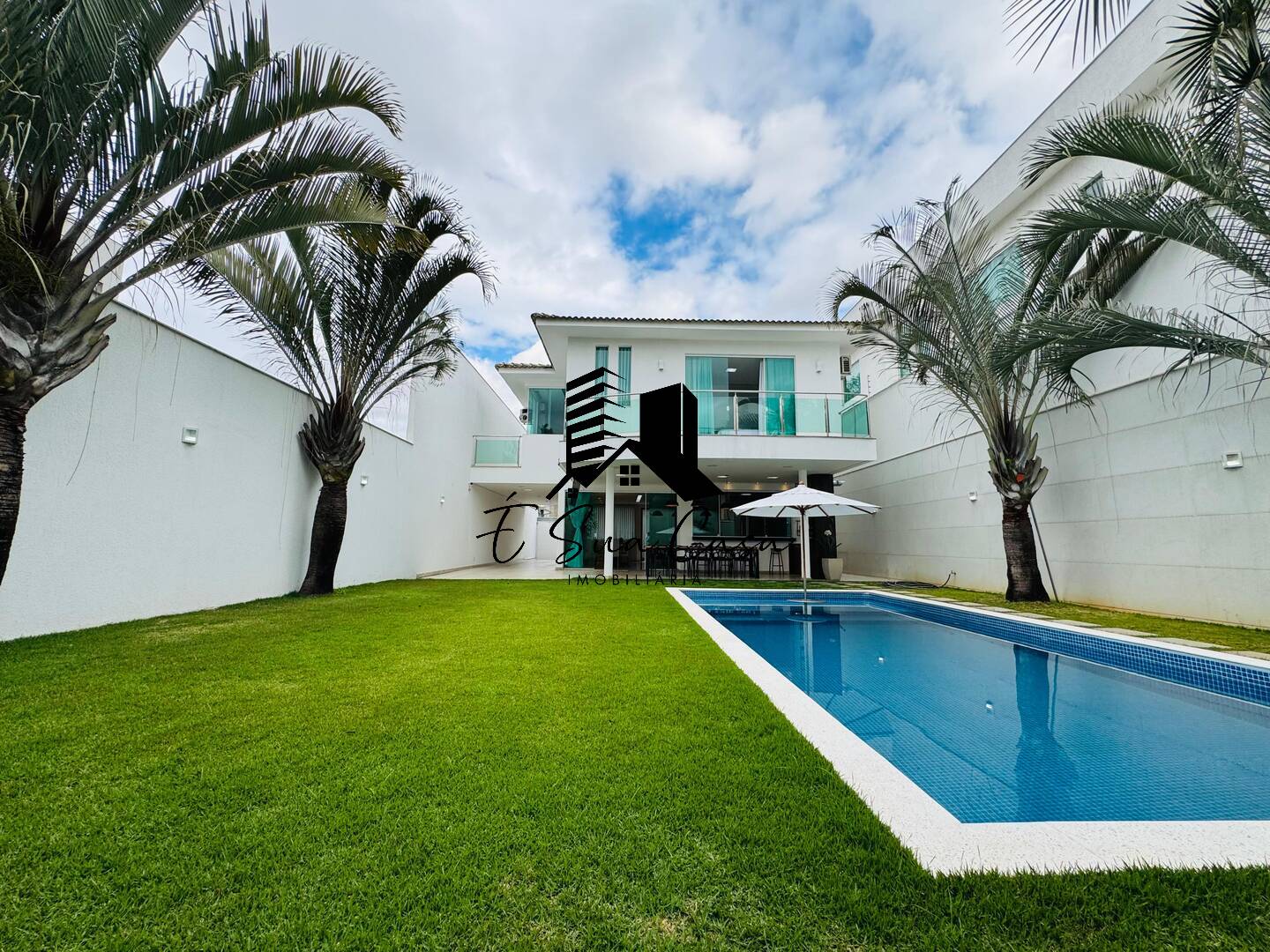 Casa à venda com 4 quartos, 360m² - Foto 22