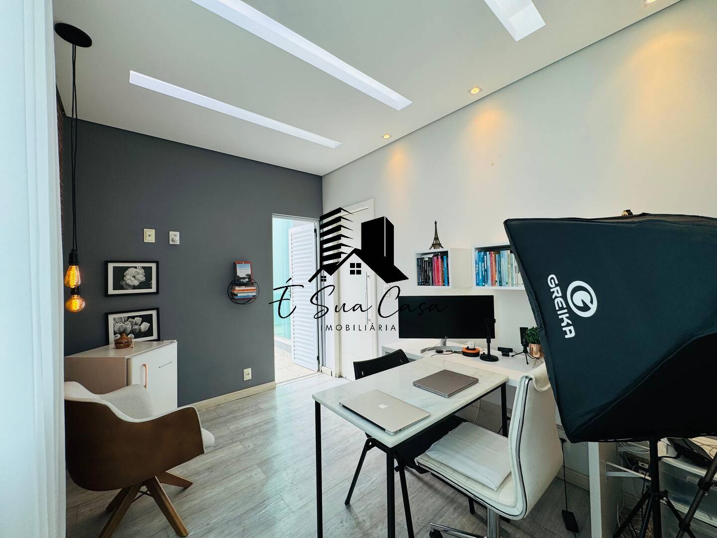 Casa à venda com 4 quartos, 360m² - Foto 29