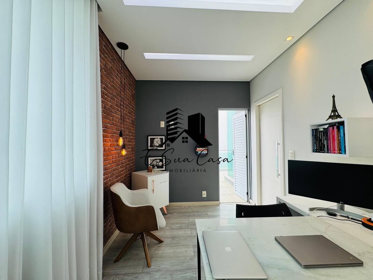 Casa à venda com 4 quartos, 360m² - Foto 30