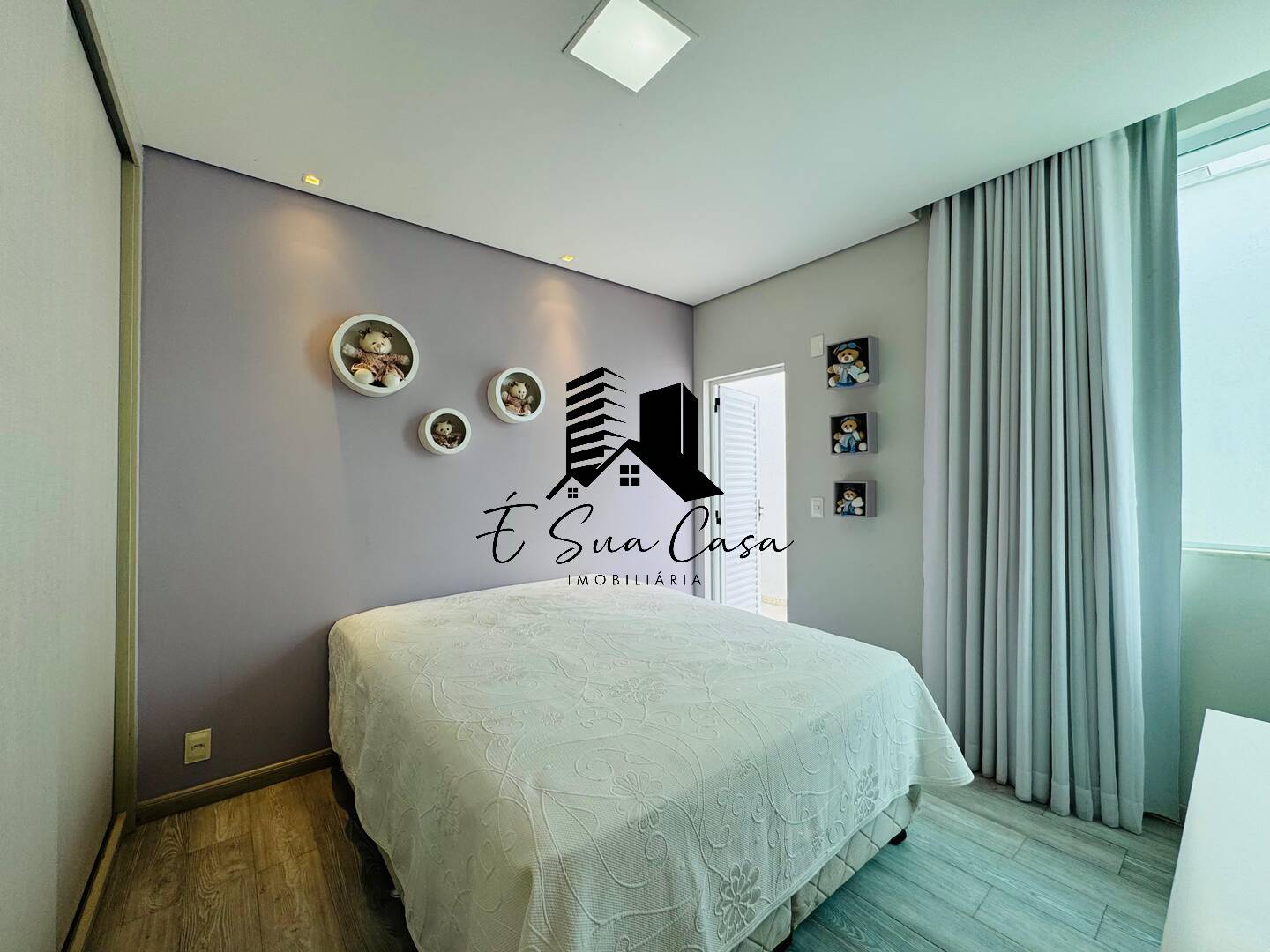 Casa à venda com 4 quartos, 360m² - Foto 34