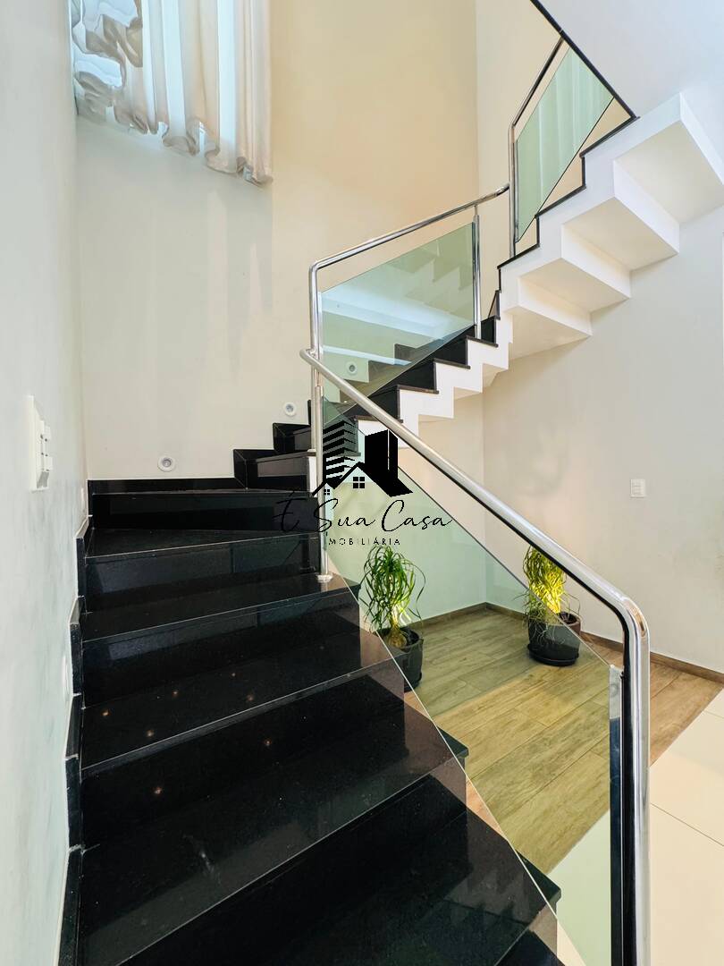 Casa à venda com 4 quartos, 360m² - Foto 25