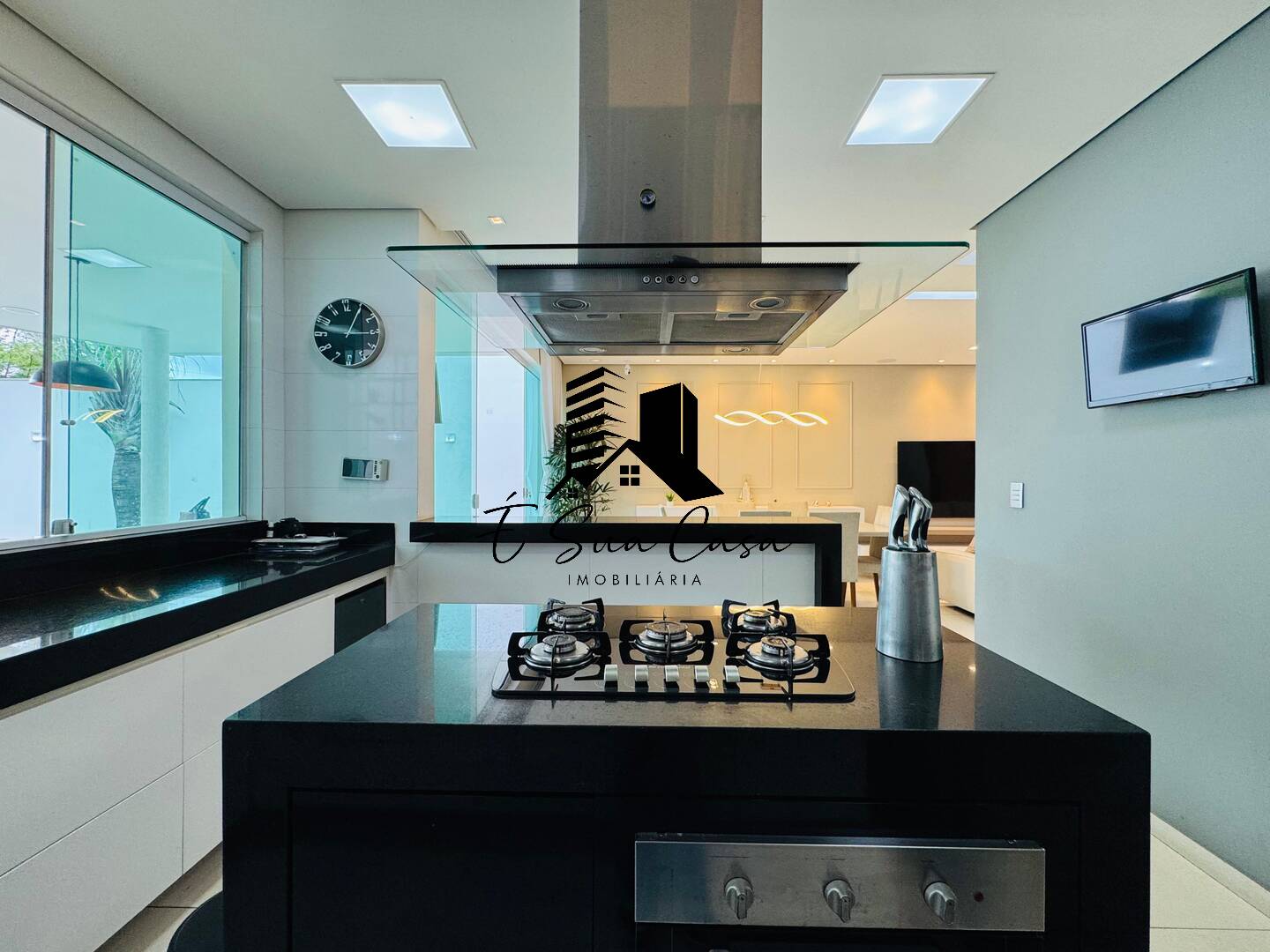 Casa à venda com 4 quartos, 360m² - Foto 12