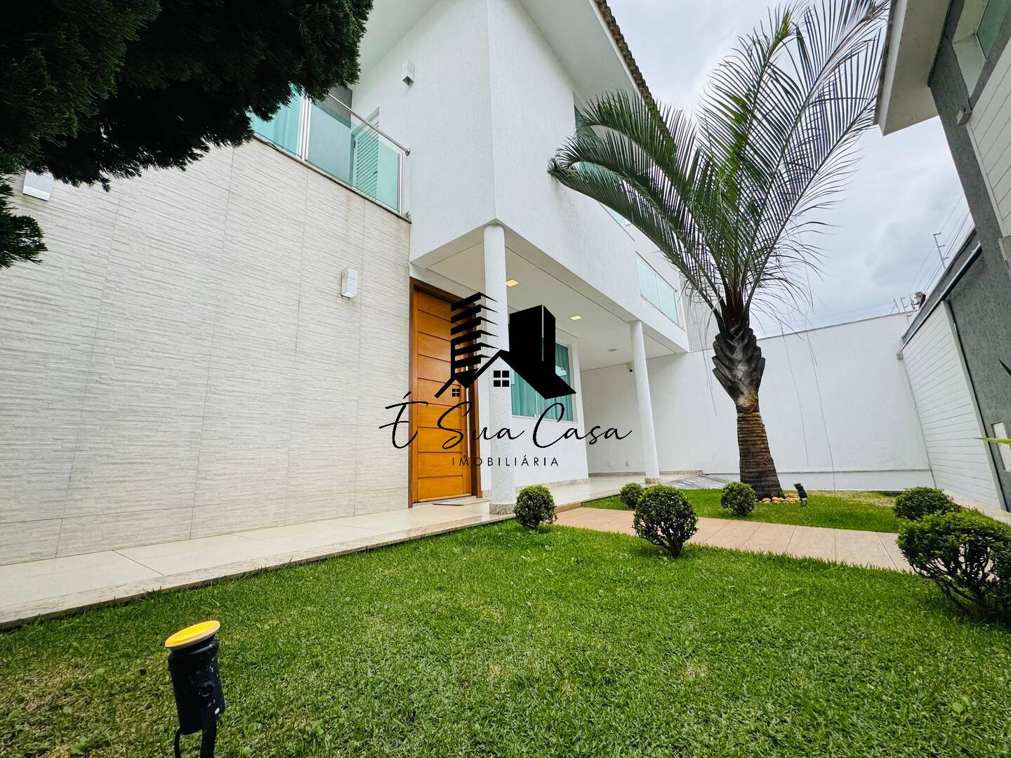 Casa à venda com 4 quartos, 360m² - Foto 50