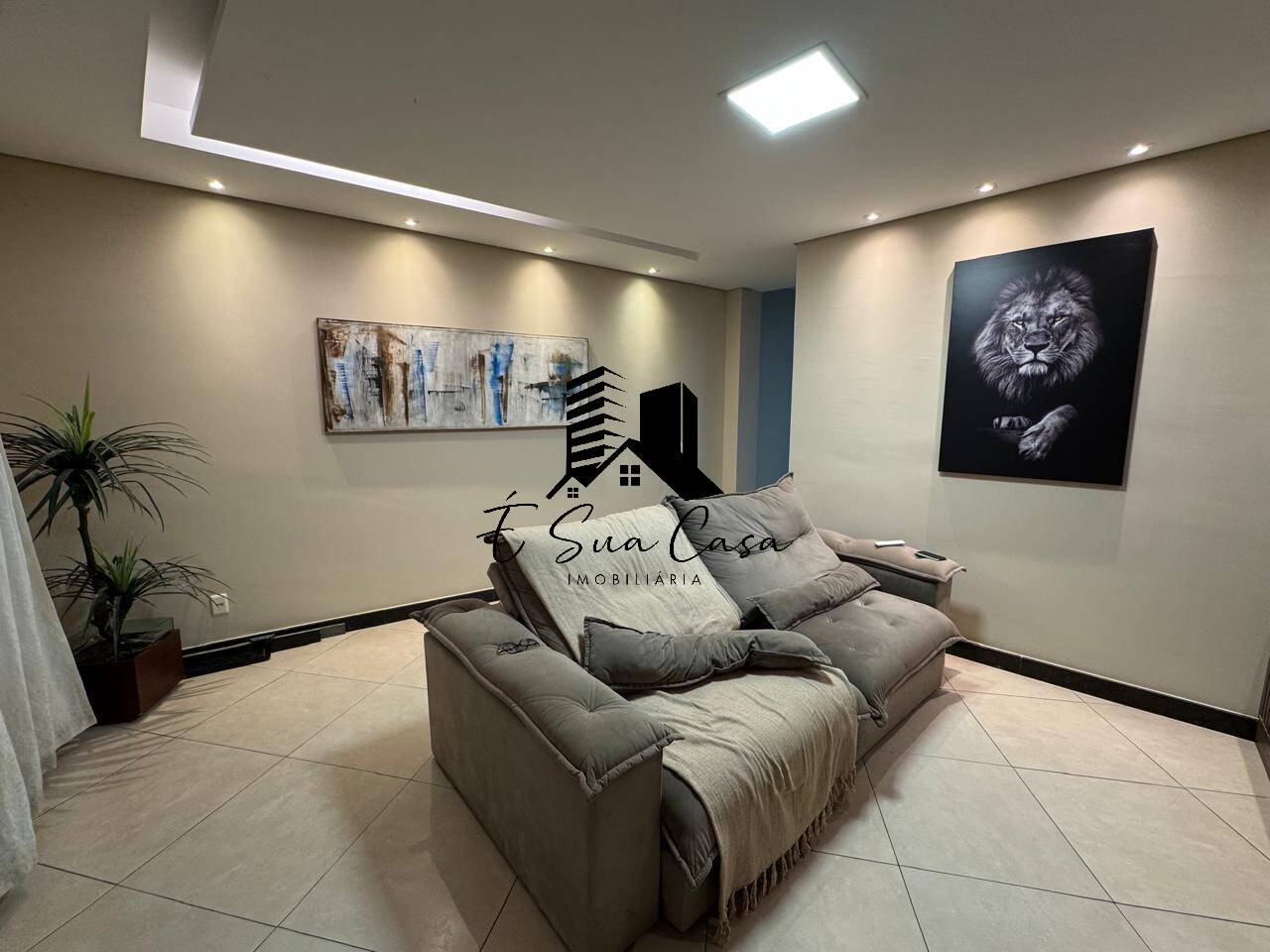 Casa, 3 quartos, 130 m² - Foto 2