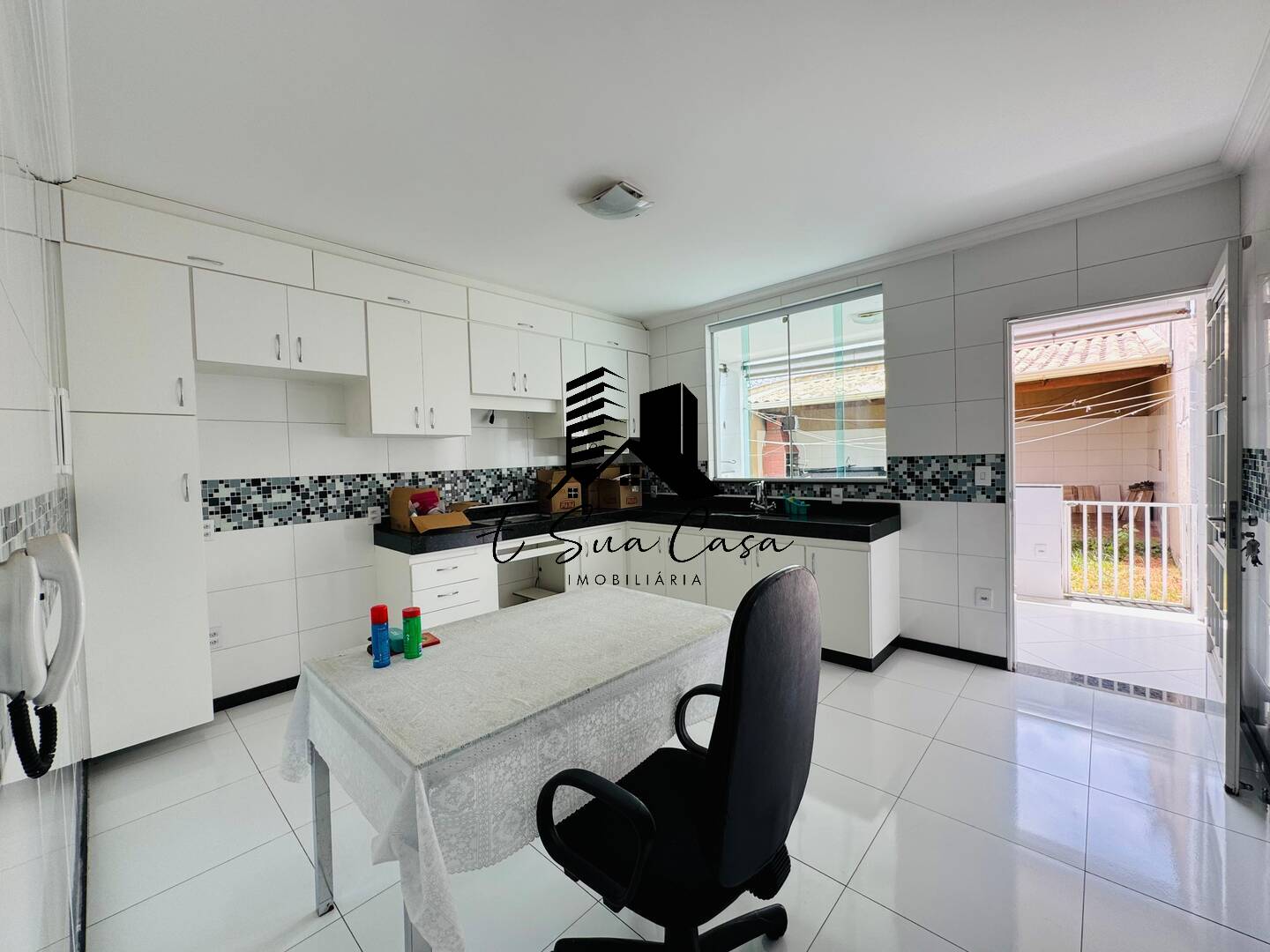 Casa, 3 quartos, 230 m² - Foto 21