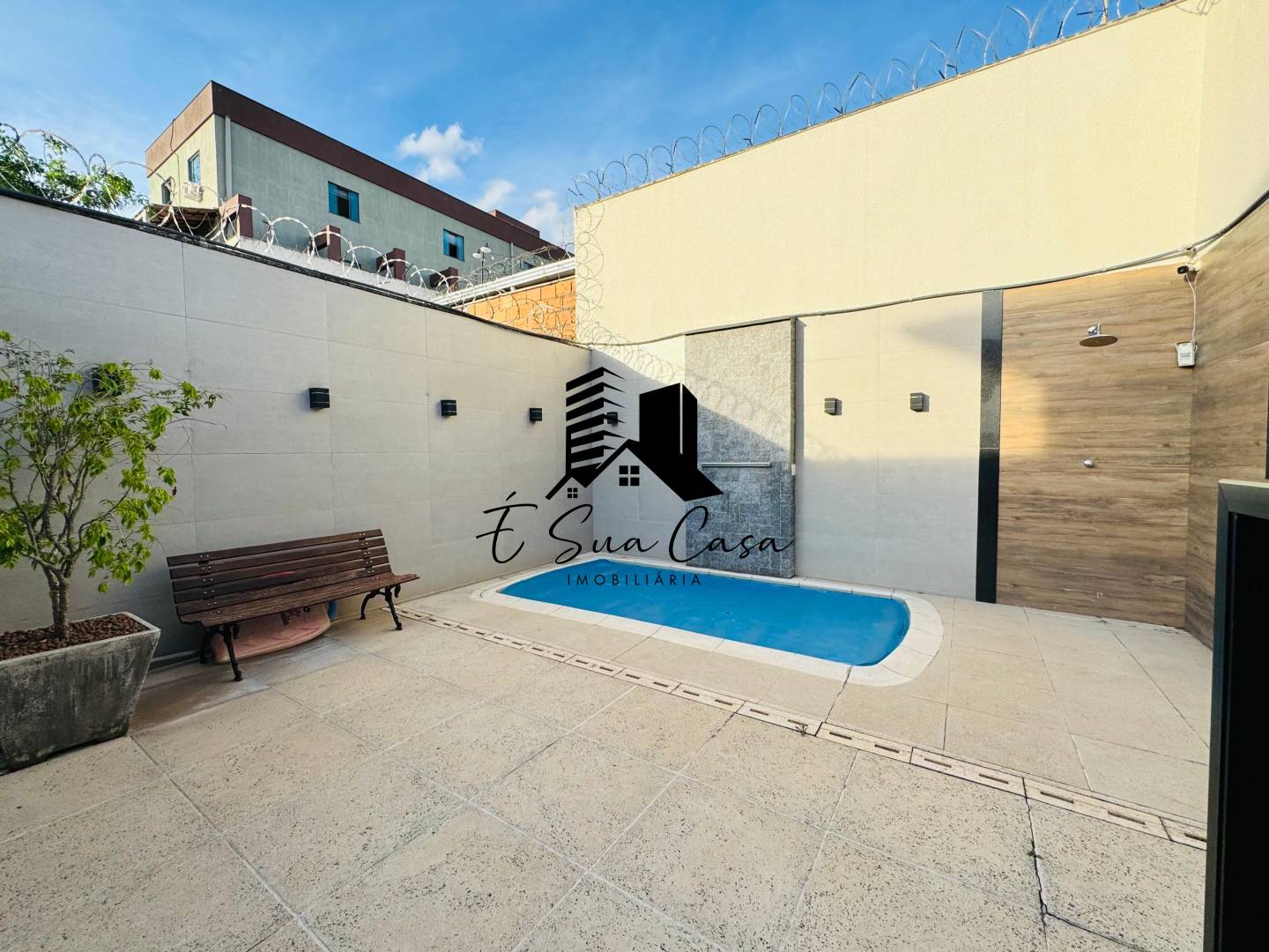 Casa, 3 quartos, 292 m² - Foto 3