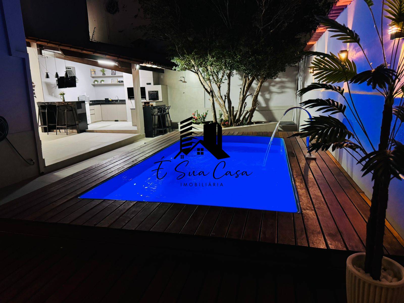 Casa, 5 quartos, 360 m² - Foto 1