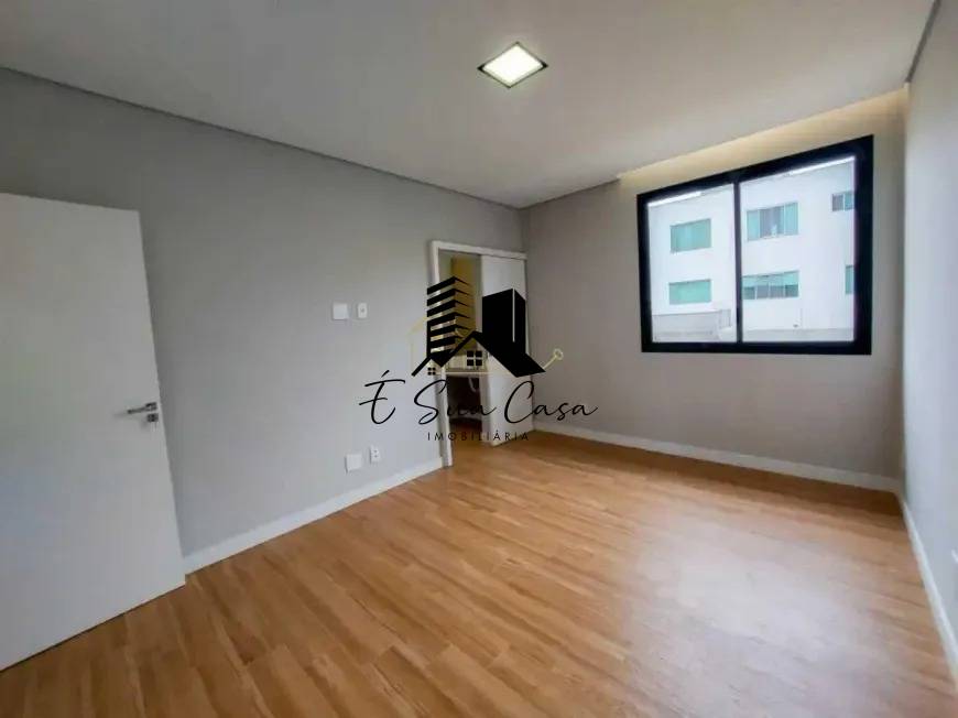 Casa, 3 quartos, 210 m² - Foto 36