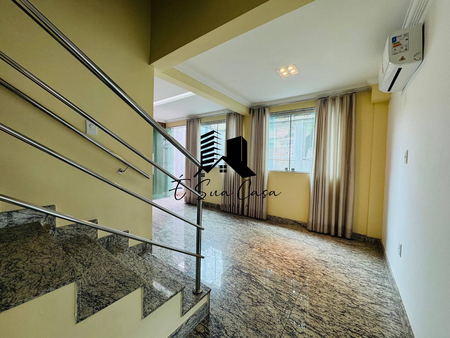 Casa, 3 quartos, 180 m² - Foto 3