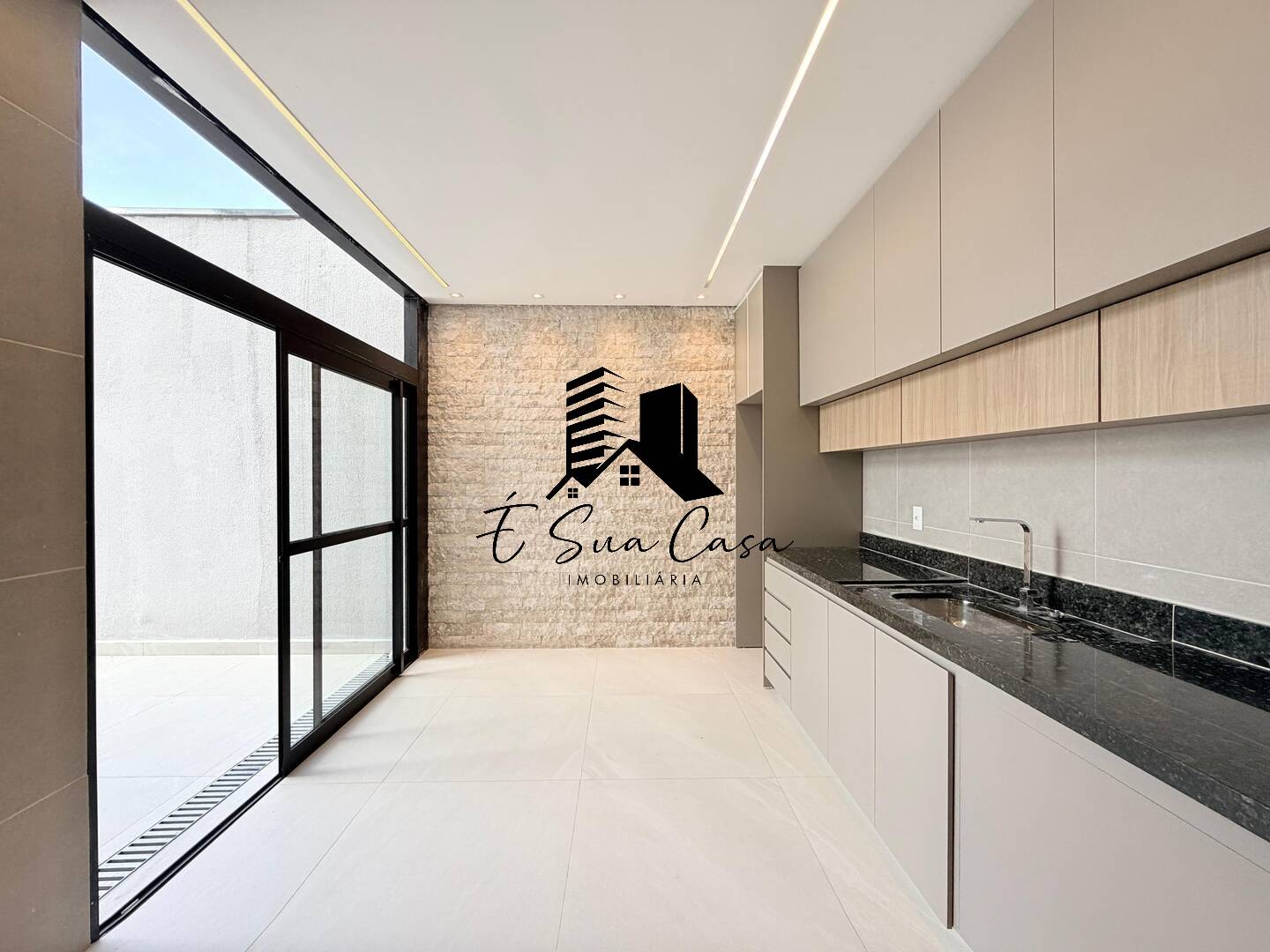 Apartamento, 3 quartos, 189 m² - Foto 1