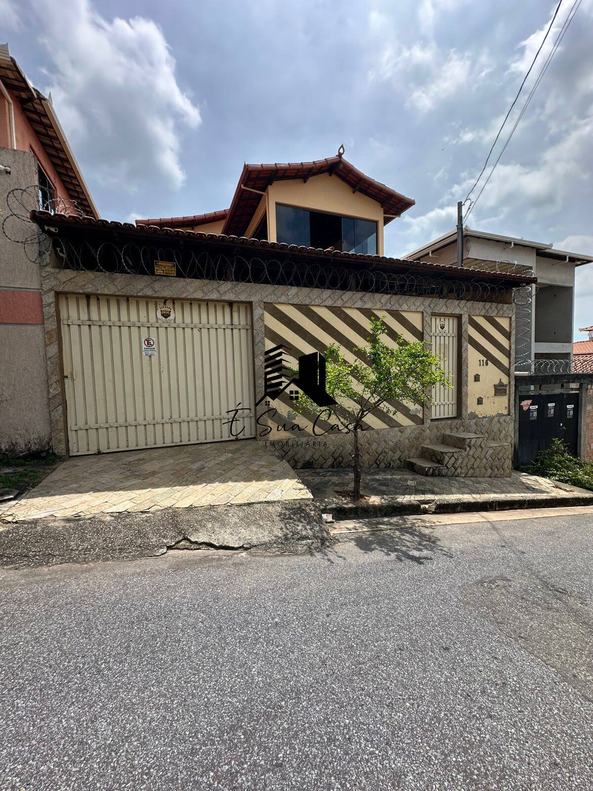 Casa, 4 quartos, 337 m² - Foto 1