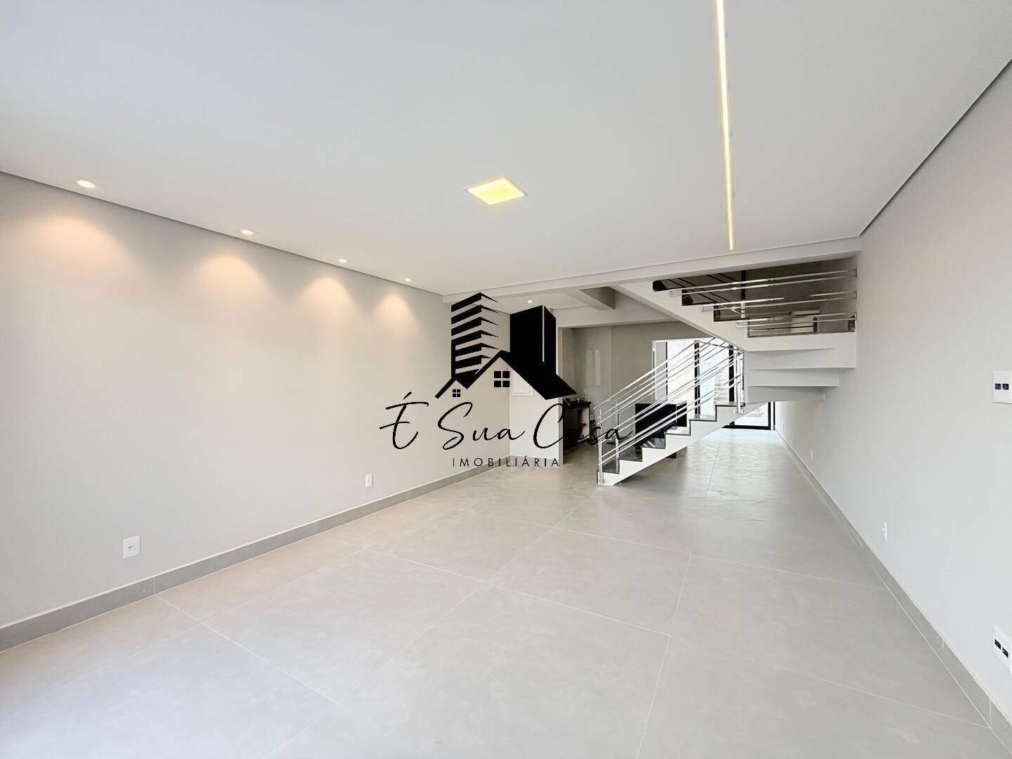 Casa, 3 quartos, 200 m² - Foto 2
