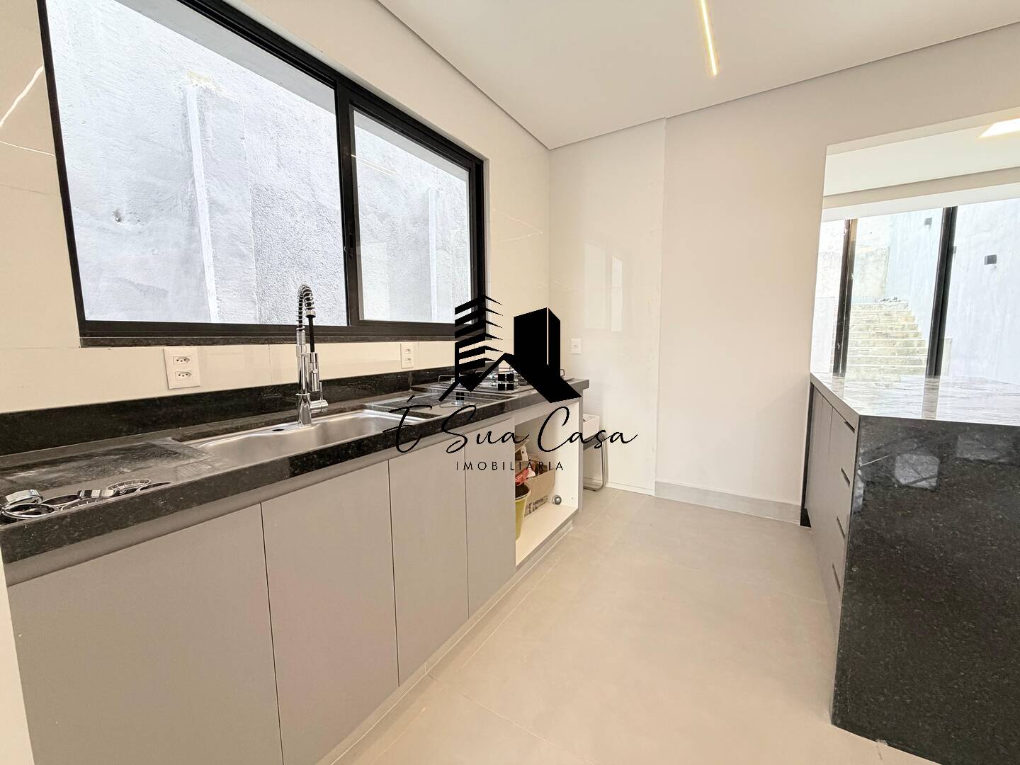 Casa, 3 quartos, 200 m² - Foto 9
