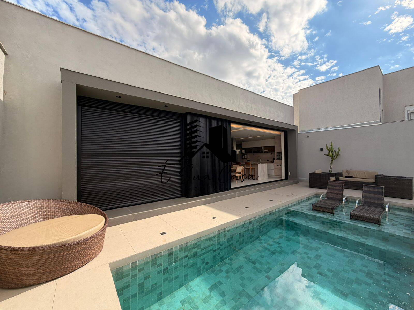 Casa, 3 quartos, 360 m² - Foto 1