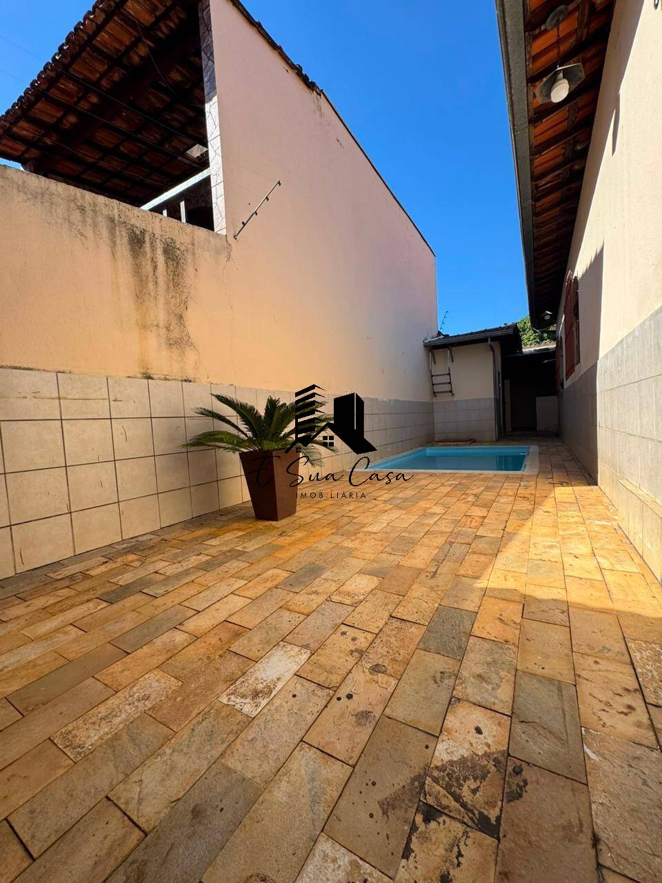 Casa, 4 quartos, 360 m² - Foto 4